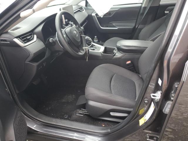 4T3LWRFV5RU125829 - 2024 TOYOTA RAV4 LE GRAY photo 7