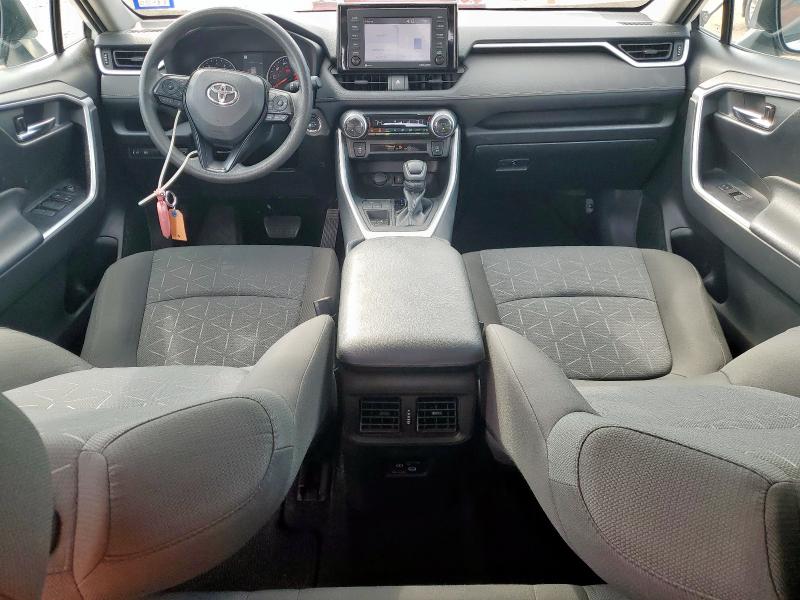 2T3W1RFVXNW203012 - 2022 TOYOTA RAV4 XLE WHITE photo 8