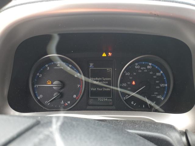 JTMZFREV7JD130611 - 2018 TOYOTA RAV4 LE Gris photo 9