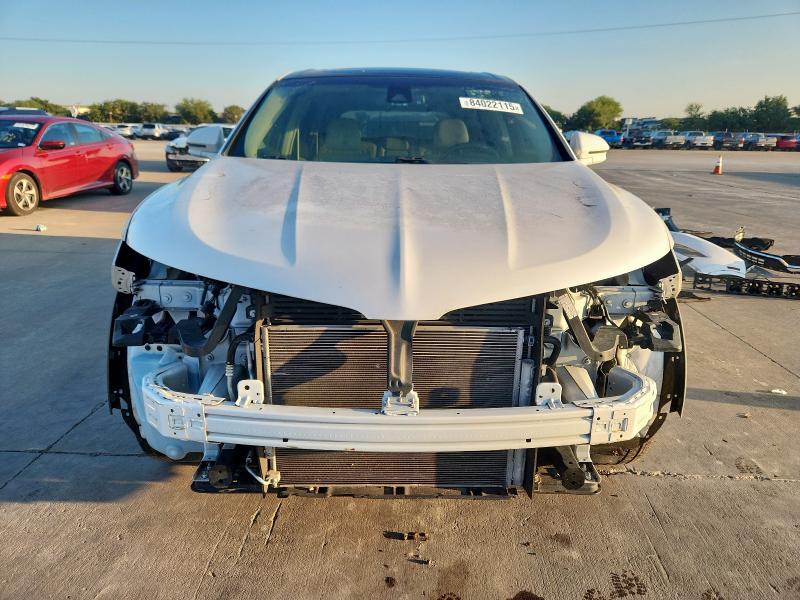 2LMPJ6LR0JBL40516 - 2018 LINC MKX RESERVE Սպիտակ լուսանկար 5