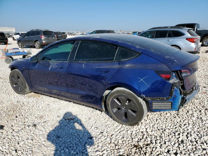 5YJ3E1EB9NF313085 - 2022 TESLA MODEL 3 BLUE photo 2