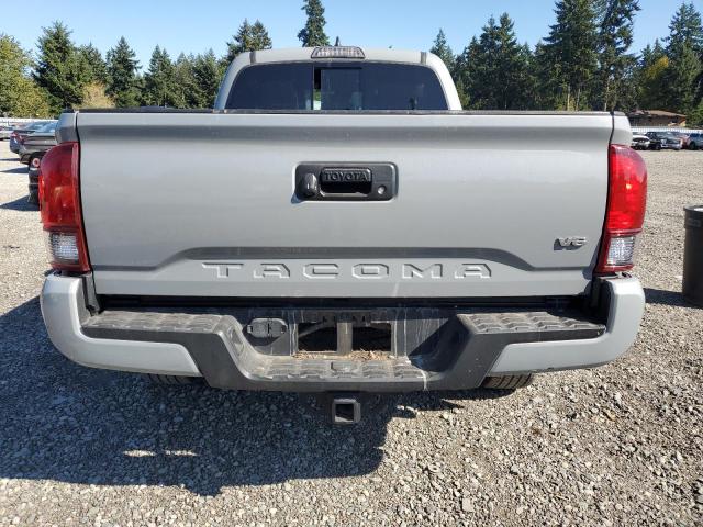 3TMDZ5BNXJM039643 - 2018 TOYOTA TACOMA DOUBLE CAB Grau Foto 6