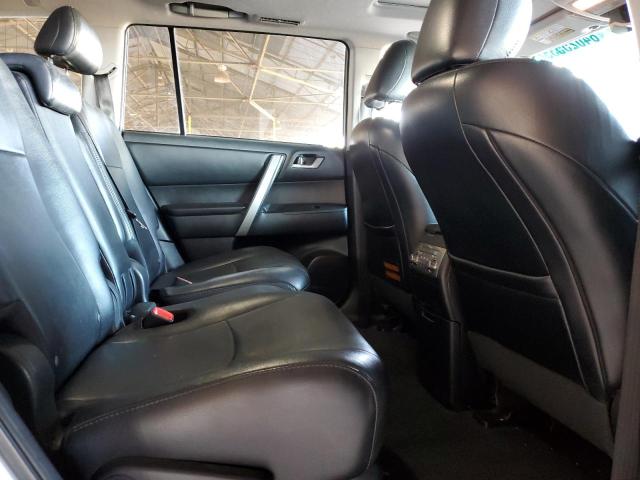 5TDZK3EHXDS122367 - 2013 TOYOTA HIGHLANDER BASE Сріблястий фото 10