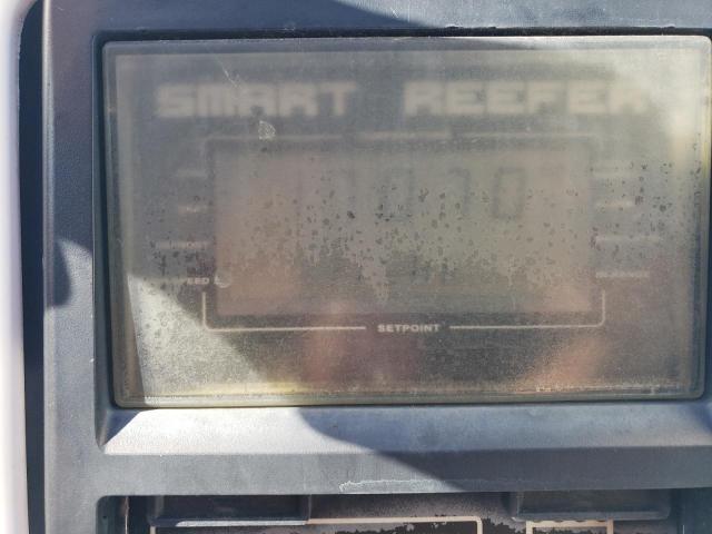 1UYVS24833U079416 - 2003 UTILITY VS2RA WHITE photo 8