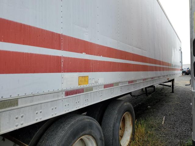 1UYVS24873U079418 - 2003 UTILITY VS2RA WHITE photo 9