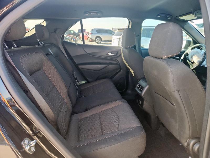 2GNAXJEV6J6227266 - 2018 CHEVROLET EQUINOX LT 黑色 照片 11