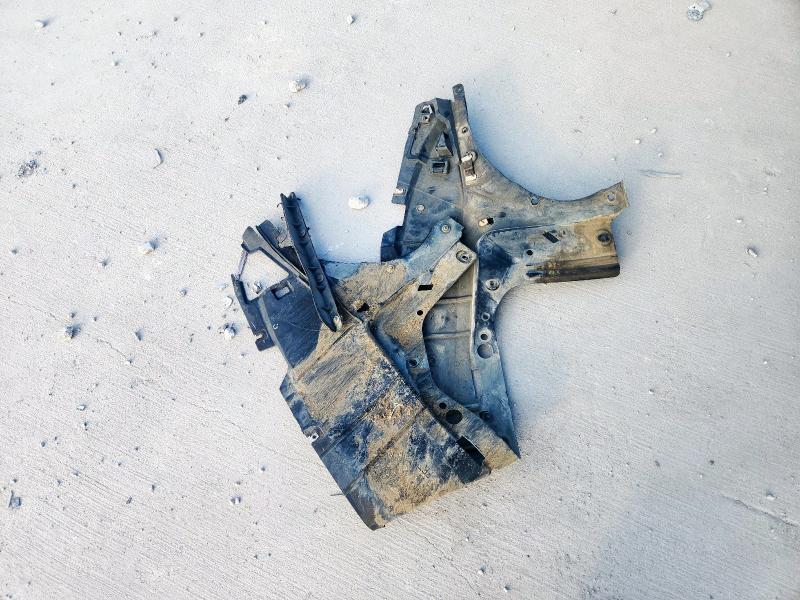 2GNAXJEV6J6227266 - 2018 CHEVROLET EQUINOX LT 黑色 照片 13