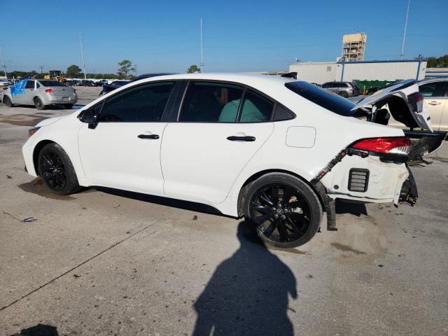 5YFS4MCE7MP096104 - 2021 TOYOTA COROLLA SE WHITE photo 2