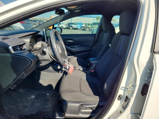 5YFS4MCE7MP096104 - 2021 TOYOTA COROLLA SE WHITE photo 7