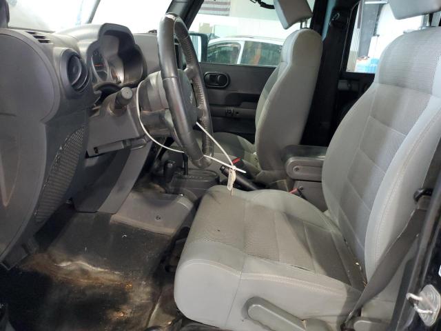 1J4GA59117L151310 - 2007 JEEP WRANGLER SAHARA BLACK photo 7