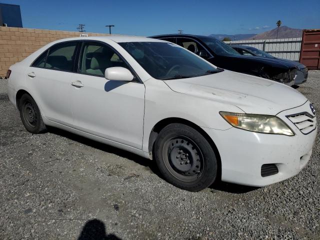 4T4BF3EK4BR138186 - 2011 TOYOTA CAMRY BASE WHITE photo 4