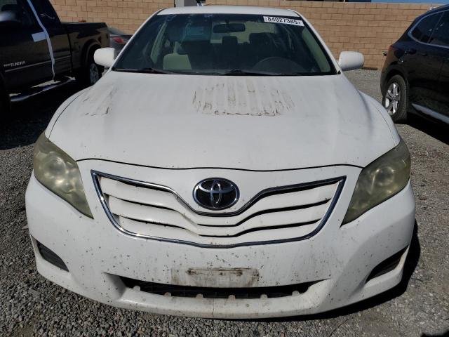 4T4BF3EK4BR138186 - 2011 TOYOTA CAMRY BASE WHITE photo 5