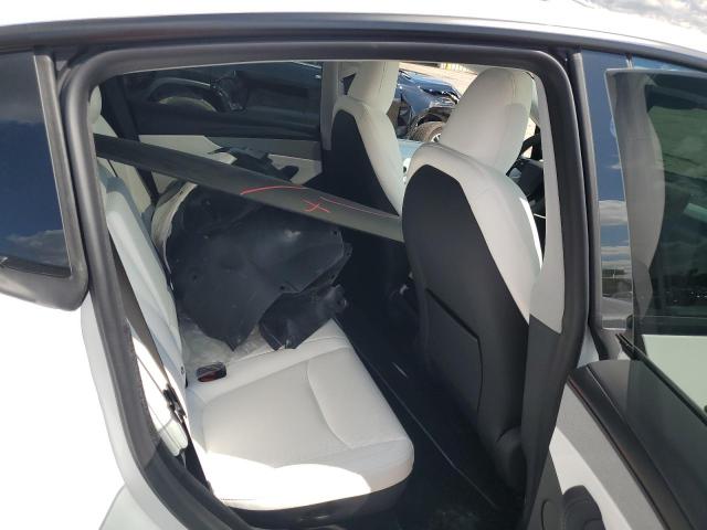 7SAYGDEE7TA459591 - 2026 TESLA MODEL Y 白色 照片 10