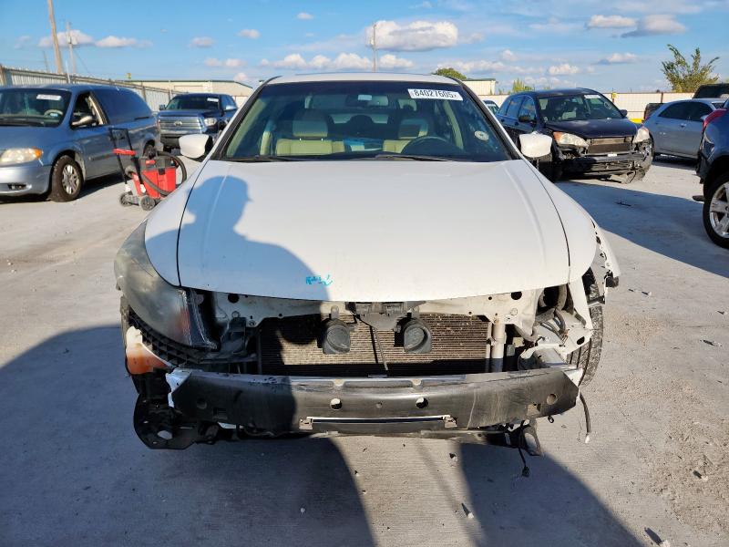 1HGCP3F83CA028091 - 2012 HONDA ACCORD EXL WHITE photo 5
