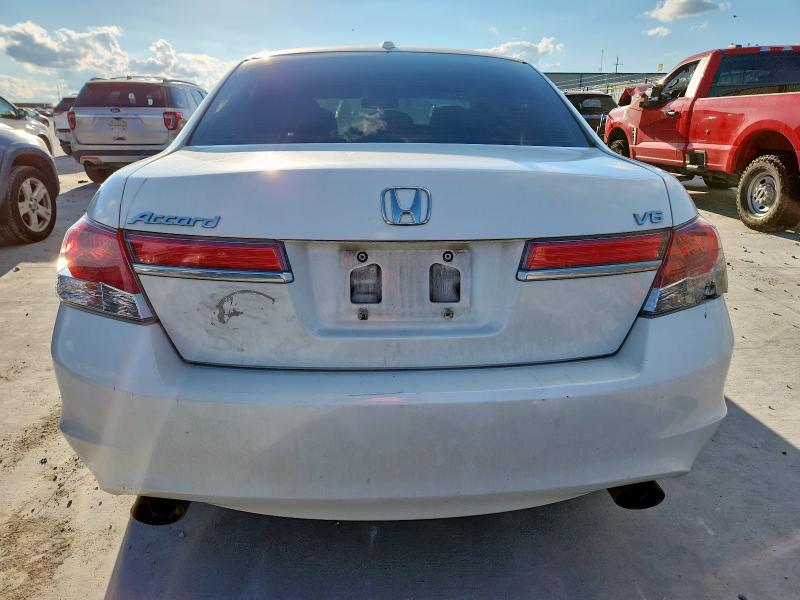 1HGCP3F83CA028091 - 2012 HONDA ACCORD EXL WHITE photo 6