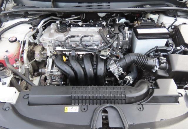 5YFEPMAE2MP171783 - 2021 TOYOTA COROLLA LE თეთრი ფოტო 7