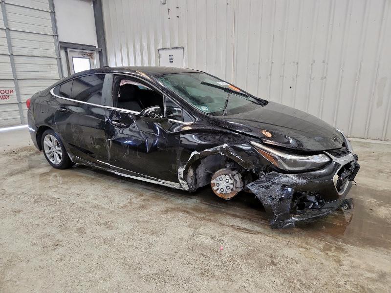 1G1BE5SM0K7144609 - 2019 CHEVROLET CRUZE LT BLACK photo 4