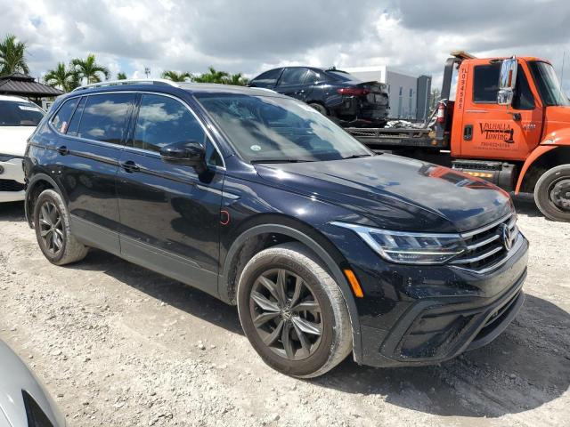 3VV3B7AX6PM090906 - 2023 VOLKSWAGEN TIGUAN SE BLACK photo 4