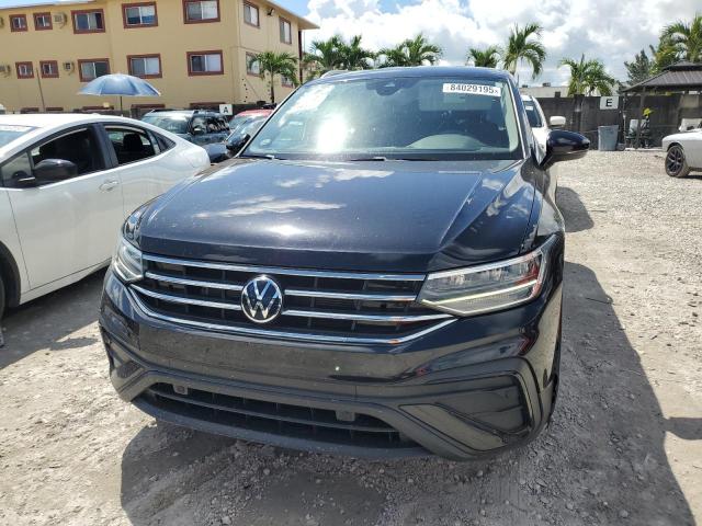 3VV3B7AX6PM090906 - 2023 VOLKSWAGEN TIGUAN SE BLACK photo 5