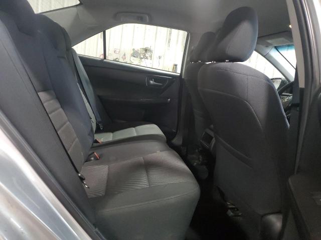 4T4BF1FK7FR507048 - 2015 TOYOTA CAMRY LE SILVER photo 10