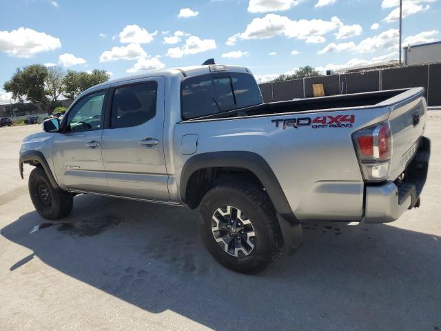 5TFCZ5AN7MX272049 - 2021 TOYOTA TACOMA DOUBLE CAB SILVER photo 2