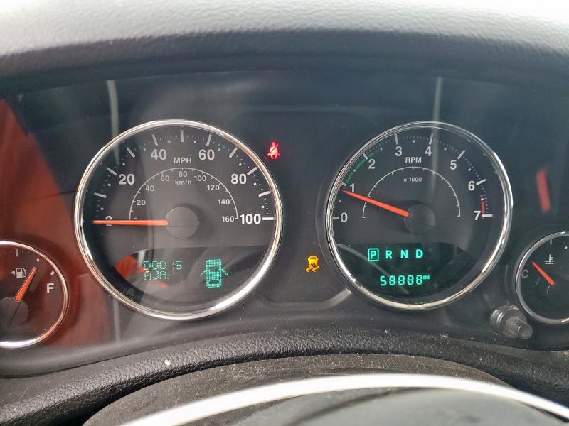 1C4BJWDG2JL834125 - 2018 JEEP WRANGLER U SPORT შავი ფოტო 9