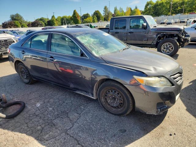 4T1BF3EK0AU066721 - 2010 TOYOTA CAMRY BASE GRAY photo 4
