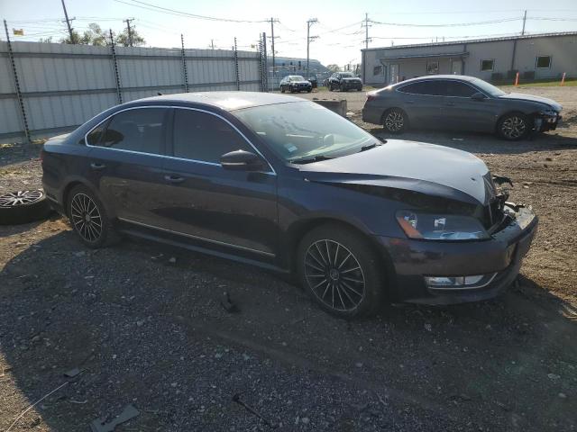 1VWCV7A32FC019024 - 2015 VOLKSWAGEN PASSAT SEL BLUE photo 4