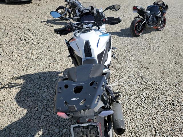 WB10E430XP6G45640 - 2023 BMW S 1000 XR WHITE photo 6