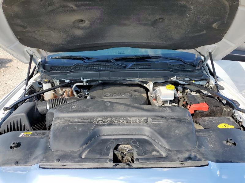 3C6UR5CJ7NG139013 - 2022 RAM 2500 TRADESMAN WHITE photo 7