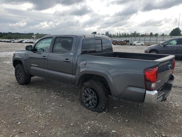 3TMCZ5AN0PM547660 - 2023 TOYOTA TACOMA DOUBLE CAB ნაცრისფერი ფოტო 2