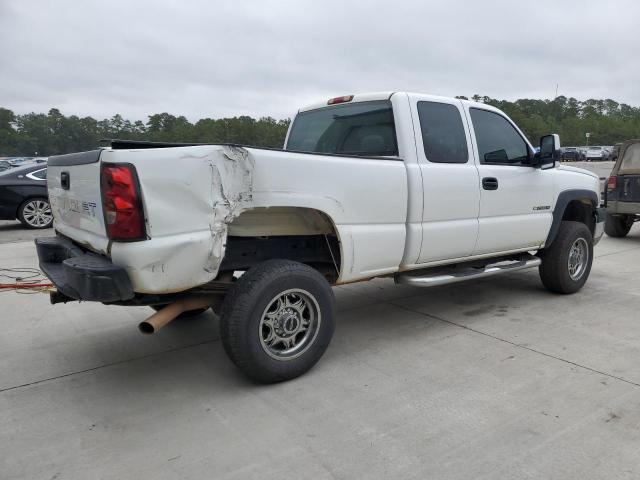 1GCHC29U95E116870 - 2005 CHEVROLET SILVERADO C2500 HEAVY DUTY WHITE photo 3