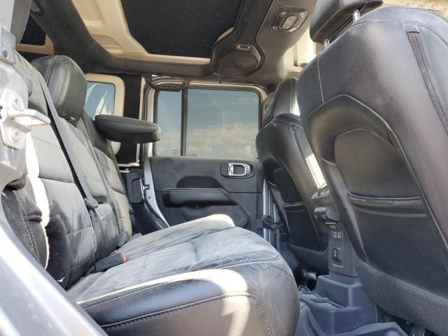 1C4HJXEG2KW513460 - 2019 JEEP WRANGLER U SAHARA SILVER photo 11