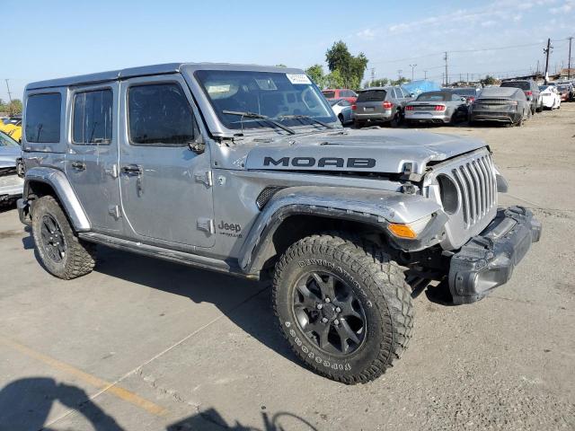 1C4HJXEG2KW513460 - 2019 JEEP WRANGLER U SAHARA SILVER photo 4
