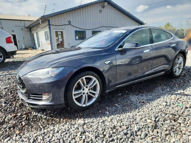 2016 TESLA MODEL S, 