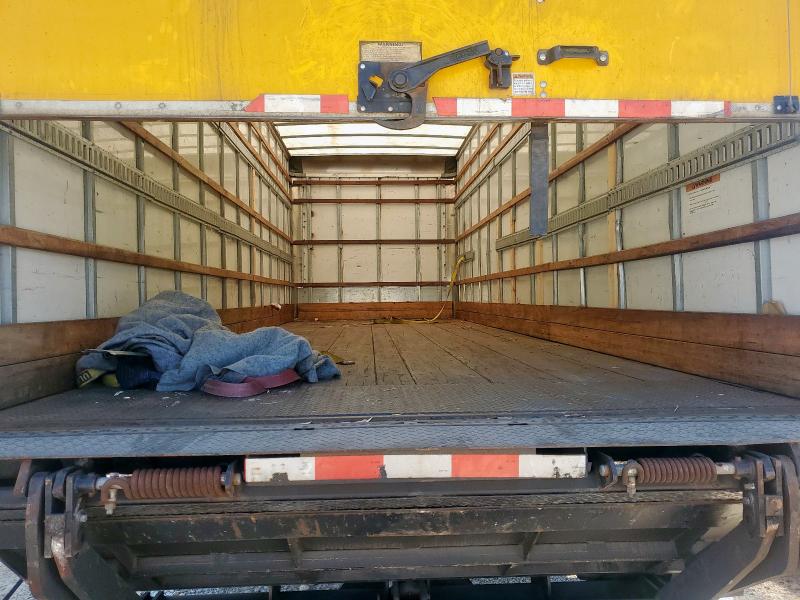 1HTMMMML0JH446737 - 2018 INTERNATIONAL 4000 4300 Gelb Foto 10