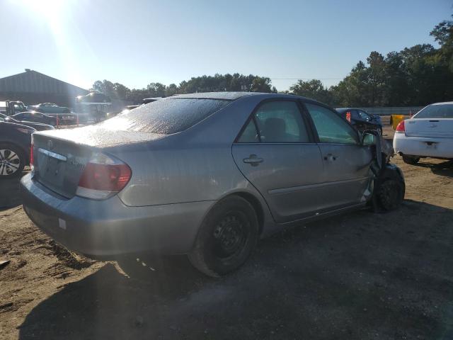 4T1BE30K35U634833 - 2005 TOYOTA CAMRY LE SILVER photo 3