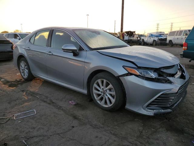 4T1C11AK5PU129821 - 2023 TOYOTA CAMRY LE SILVER photo 4