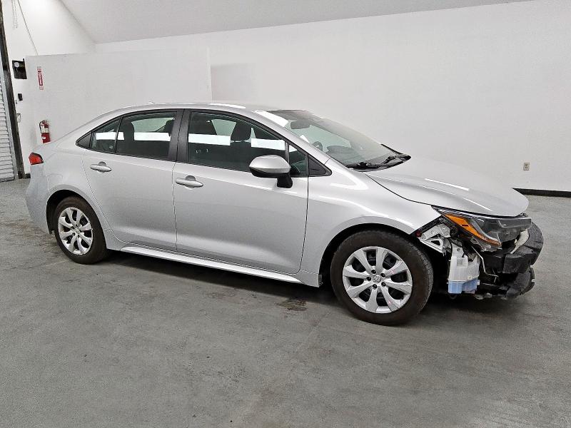 5YFB4MDEXPP047675 - 2023 TOYOTA COROLLA LE Արծաթագույն լուսանկար 4