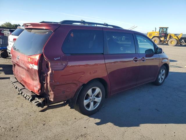 5TDKK3DCXCS217873 - 2012 TOYOTA SIENNA LE 红色 照片 3