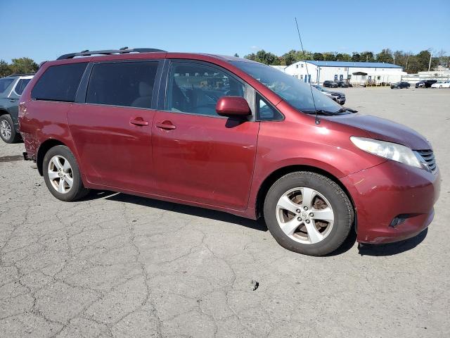 5TDKK3DCXCS217873 - 2012 TOYOTA SIENNA LE 红色 照片 4