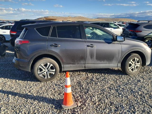 2T3BFREVXJW784877 - 2018 TOYOTA RAV4 LE Boz foto 3