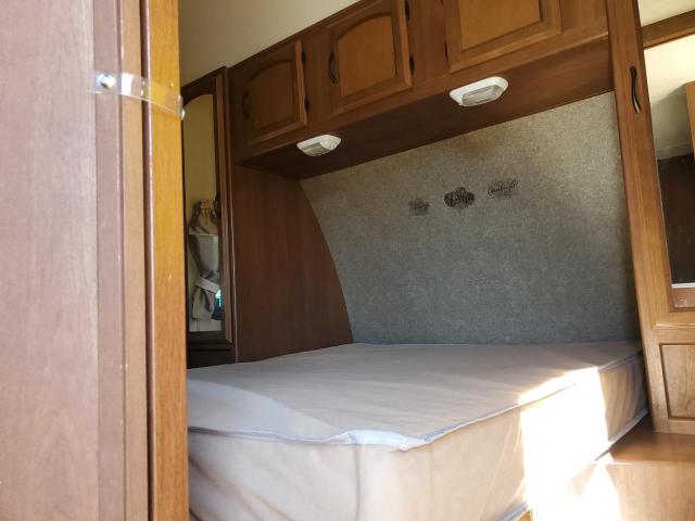 5ZT2FEUB4FA015053 - 2015 FOREST RIVER FREEDOM EXPRESS Blanc photo 6