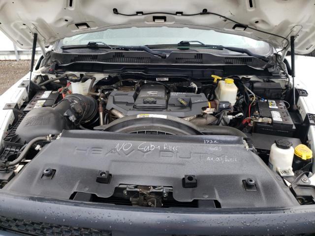 3C7WRNEL7GG261456 - 2016 RAM 5500 Սպիտակ լուսանկար 11