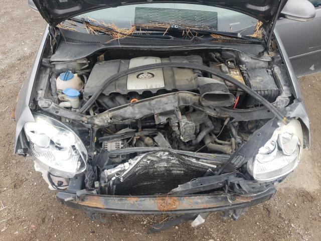 WVWCA71K39W008090 - 2009 VOLKSWAGEN RABBIT GRAY photo 11