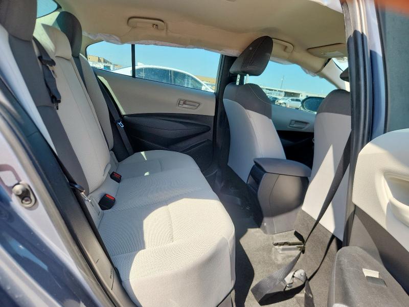 5YFEPMAE8NP344448 - 2022 TOYOTA COROLLA LE 蓝色 照片 10