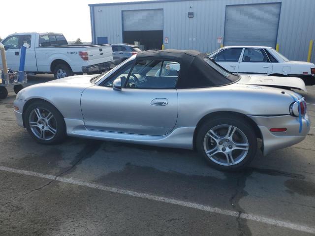 JM1NB353550414256 - 2005 MAZDA MX-5 MIATA BASE SILVER photo 2