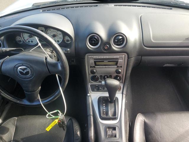 JM1NB353550414256 - 2005 MAZDA MX-5 MIATA BASE SILVER photo 8