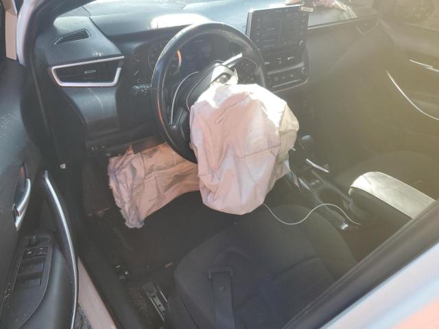 JTDS4MCE0MJ059285 - 2021 TOYOTA COROLLA SE WHITE photo 8