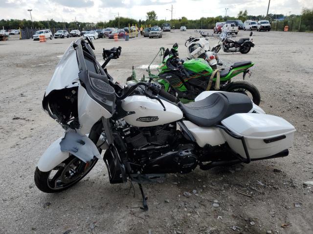 1HD1KB71XRB607029 - 2024 HARLEY-DAVIDSON FLHX WHITE photo 3